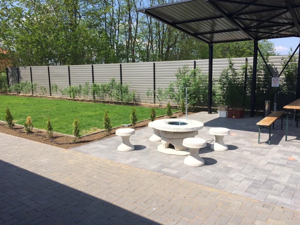 4 Haloszobas Pihenj Meg Vendeghaz Nyiregyhaza Exterior photo
